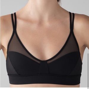 Lululemon Anew Sports Bra in Black- Size 6